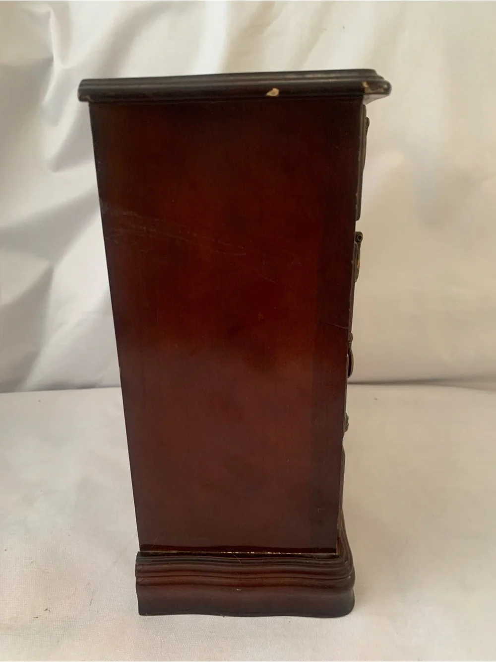 Vintage Mahogany Jewelry Box Rotating Necklace Holder 4 Heart Drawers Mirror